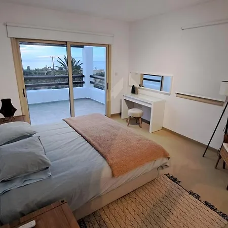 Nireas Villa *